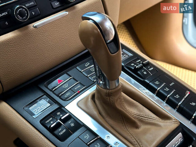 Белый Порше Масан, объемом двигателя 3 л и пробегом 260 тыс. км за 21999 $, фото 15 на Automoto.ua