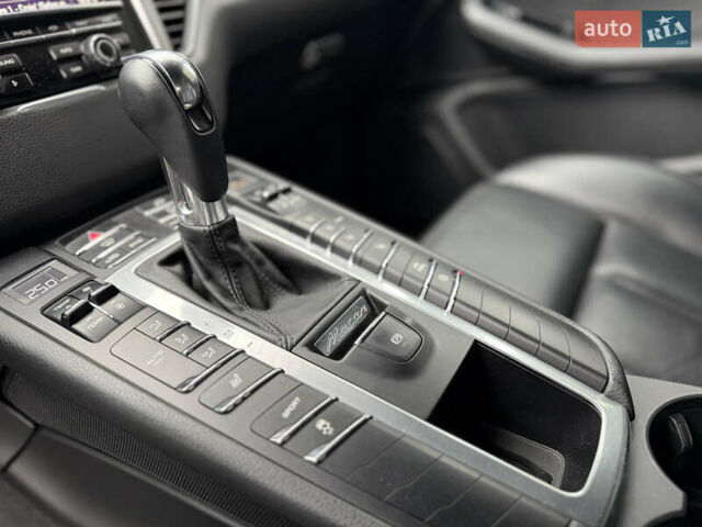 Білий Порше Масан, об'ємом двигуна 3 л та пробігом 141 тис. км за 21500 $, фото 27 на Automoto.ua