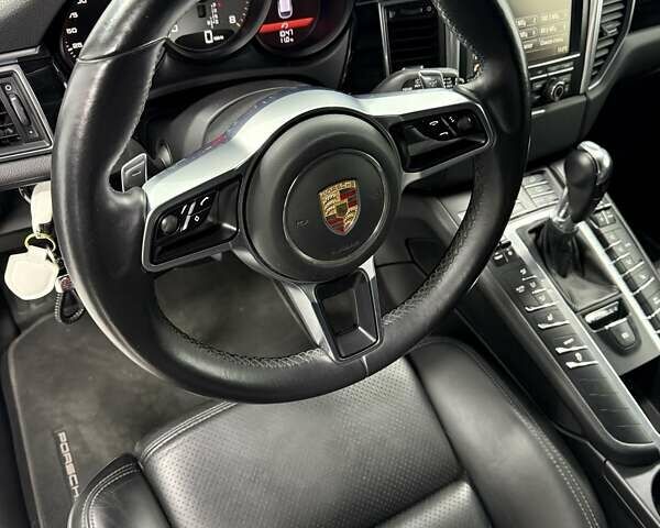 Білий Порше Масан, об'ємом двигуна 3 л та пробігом 141 тис. км за 20900 $, фото 16 на Automoto.ua