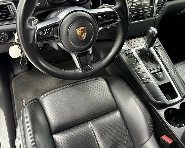Білий Порше Масан, об'ємом двигуна 3 л та пробігом 141 тис. км за 20900 $, фото 15 на Automoto.ua