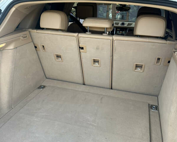 Белый Порше Масан, объемом двигателя 3 л и пробегом 140 тыс. км за 27777 $, фото 11 на Automoto.ua