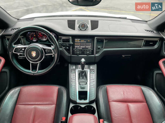 Белый Порше Масан, объемом двигателя 3 л и пробегом 156 тыс. км за 26000 $, фото 18 на Automoto.ua