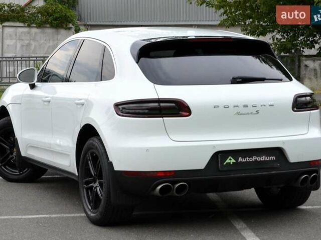 Порше Масан 2015 в Киеве на Automoto.ua Белый Порше Масан, объемом двигателя 3 л и пробегом 128 тыс. км за 22999 $, фото 4 на Automoto.ua