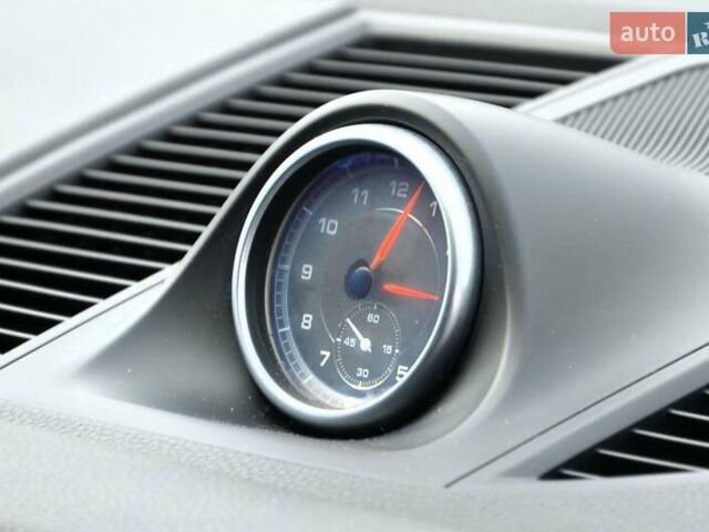 Белый Порше Масан, объемом двигателя 3 л и пробегом 128 тыс. км за 22999 $, фото 38 на Automoto.ua