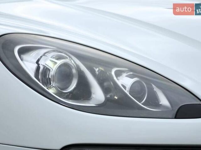 Белый Порше Масан, объемом двигателя 3 л и пробегом 128 тыс. км за 22999 $, фото 3 на Automoto.ua