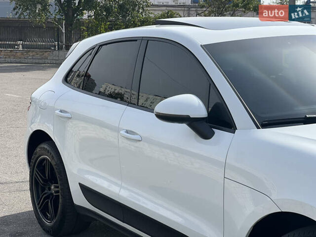 Белый Порше Масан, объемом двигателя 3 л и пробегом 159 тыс. км за 25500 $, фото 21 на Automoto.ua