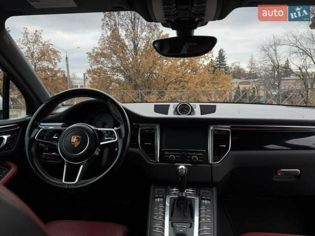 Белый Порше Масан, объемом двигателя 3 л и пробегом 135 тыс. км за 23000 $, фото 1 на Automoto.ua