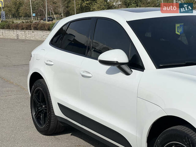 Белый Порше Масан, объемом двигателя 3 л и пробегом 159 тыс. км за 25500 $, фото 40 на Automoto.ua