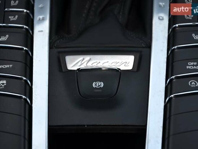 Белый Порше Масан, объемом двигателя 3 л и пробегом 128 тыс. км за 22999 $, фото 42 на Automoto.ua