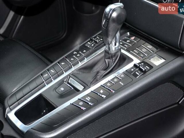 Белый Порше Масан, объемом двигателя 3 л и пробегом 128 тыс. км за 21999 $, фото 36 на Automoto.ua