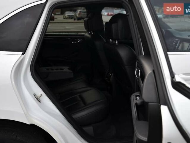 Белый Порше Масан, объемом двигателя 3 л и пробегом 128 тыс. км за 22999 $, фото 30 на Automoto.ua