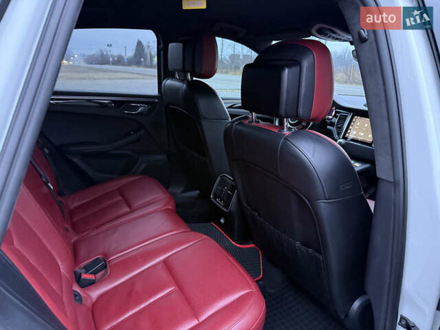 Білий Порше Масан, об'ємом двигуна 3 л та пробігом 45 тис. км за 27800 $, фото 23 на Automoto.ua