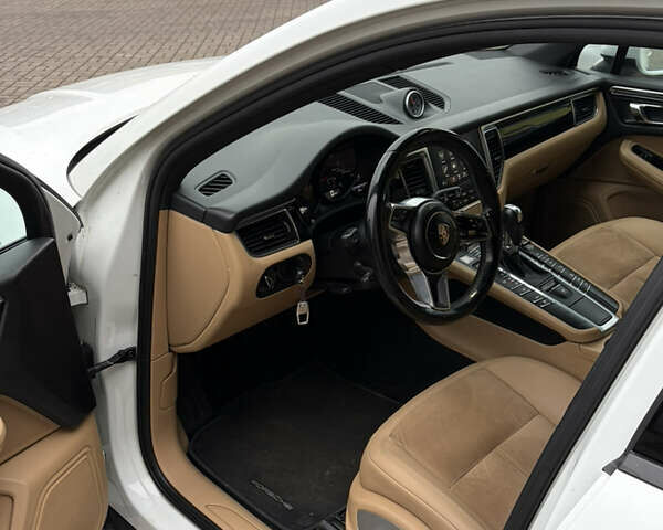 Белый Порше Масан, объемом двигателя 1.98 л и пробегом 169 тыс. км за 22000 $, фото 13 на Automoto.ua