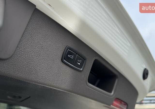 Белый Порше Масан, объемом двигателя 3 л и пробегом 101 тыс. км за 36900 $, фото 47 на Automoto.ua