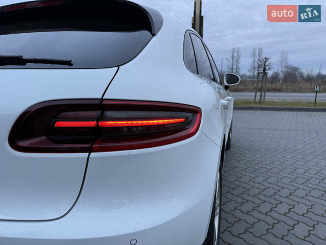 Білий Порше Масан, об'ємом двигуна 3 л та пробігом 45 тис. км за 27800 $, фото 7 на Automoto.ua