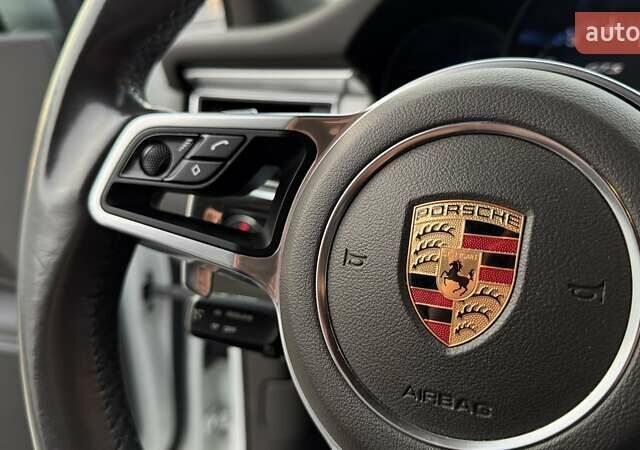 Белый Порше Масан, объемом двигателя 3 л и пробегом 101 тыс. км за 36900 $, фото 38 на Automoto.ua