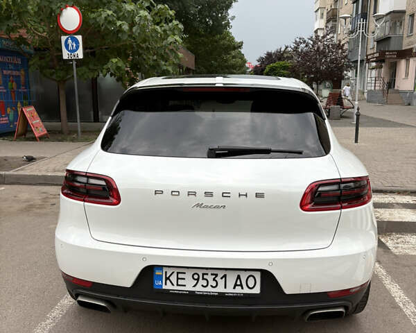 Белый Порше Масан, объемом двигателя 1.98 л и пробегом 162 тыс. км за 23400 $, фото 8 на Automoto.ua