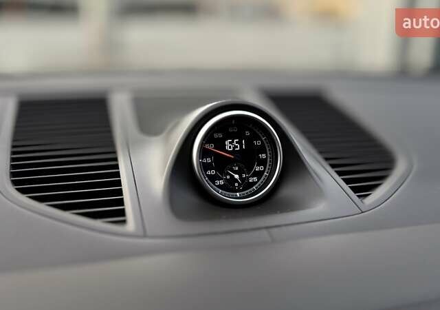 Белый Порше Масан, объемом двигателя 3 л и пробегом 101 тыс. км за 36900 $, фото 29 на Automoto.ua