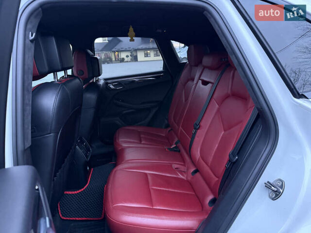 Білий Порше Масан, об'ємом двигуна 3 л та пробігом 45 тис. км за 27800 $, фото 20 на Automoto.ua