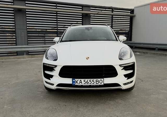 Белый Порше Масан, объемом двигателя 3 л и пробегом 101 тыс. км за 36900 $, фото 2 на Automoto.ua