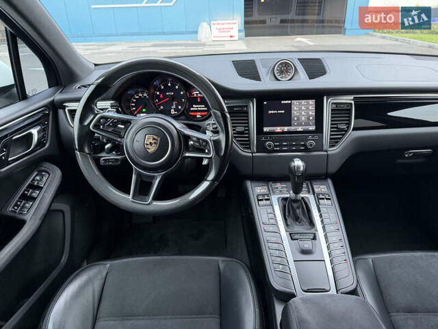 Порше Масан 2016 в Киеве на Automoto.ua Белый Порше Масан, объемом двигателя 3 л и пробегом 92 тыс. км за 31000 $, фото 20 на Automoto.ua