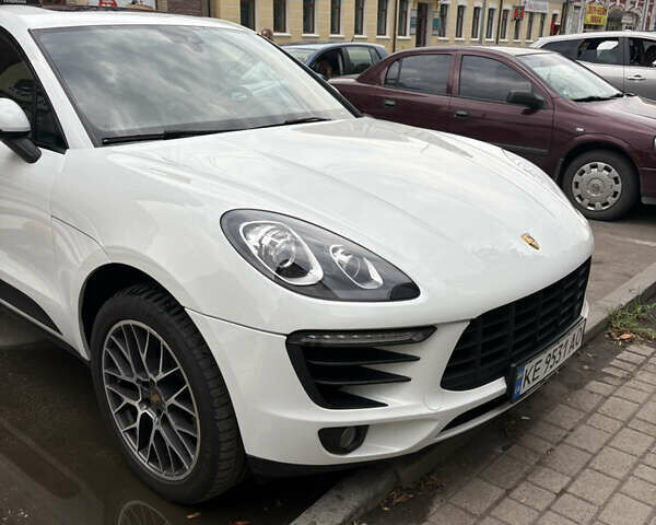 Белый Порше Масан, объемом двигателя 1.98 л и пробегом 162 тыс. км за 22399 $, фото 1 на Automoto.ua