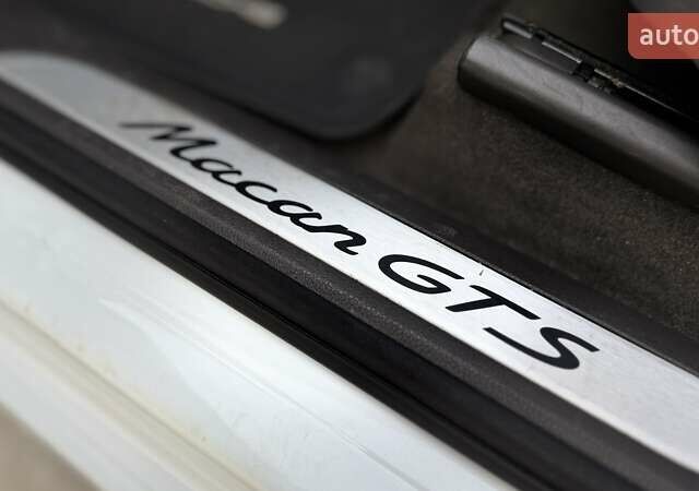 Белый Порше Масан, объемом двигателя 3 л и пробегом 101 тыс. км за 36900 $, фото 45 на Automoto.ua