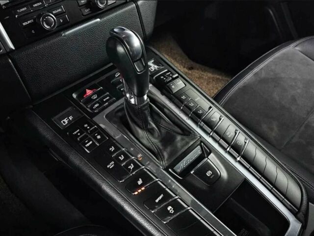 Білий Порше Масан, об'ємом двигуна 3 л та пробігом 170 тис. км за 20300 $, фото 12 на Automoto.ua