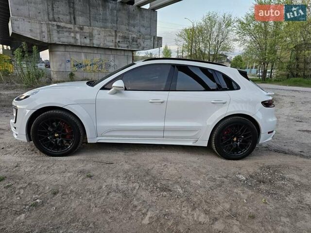 Белый Порше Масан, объемом двигателя 3 л и пробегом 70 тыс. км за 38000 $, фото 16 на Automoto.ua