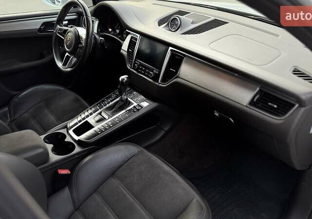 Белый Порше Масан, объемом двигателя 3 л и пробегом 101 тыс. км за 36900 $, фото 44 на Automoto.ua