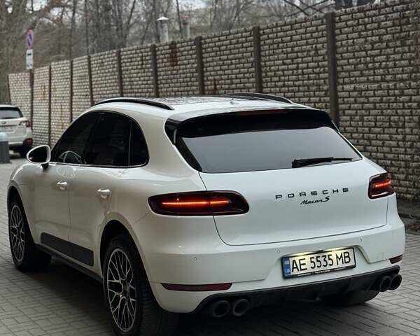 Белый Порше Масан, объемом двигателя 3 л и пробегом 142 тыс. км за 39000 $, фото 15 на Automoto.ua