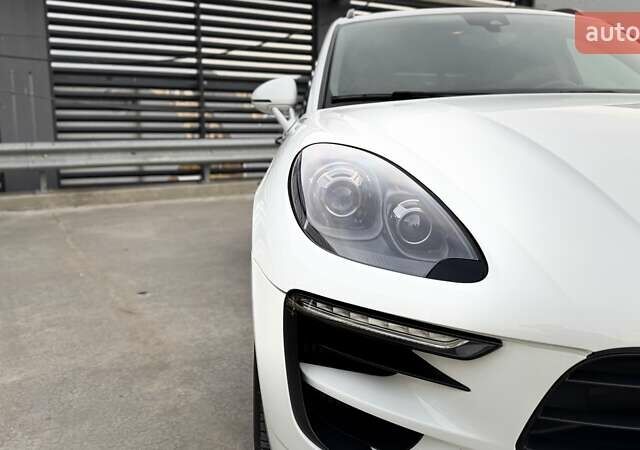 Белый Порше Масан, объемом двигателя 3 л и пробегом 101 тыс. км за 36900 $, фото 8 на Automoto.ua