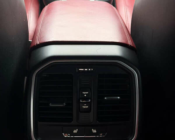 Белый Порше Масан, объемом двигателя 2.99 л и пробегом 47 тыс. км за 29500 $, фото 28 на Automoto.ua