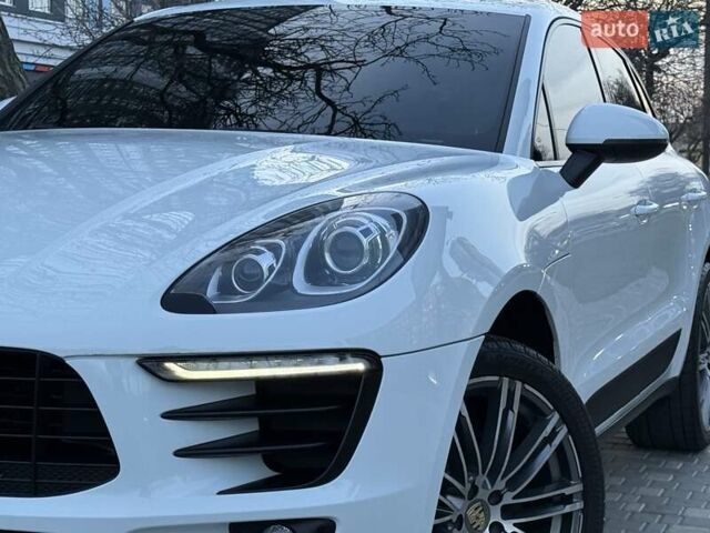 Белый Порше Масан, объемом двигателя 1.98 л и пробегом 134 тыс. км за 38900 $, фото 92 на Automoto.ua