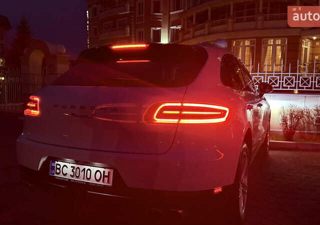 Белый Порше Масан, объемом двигателя 2.99 л и пробегом 47 тыс. км за 29500 $, фото 36 на Automoto.ua