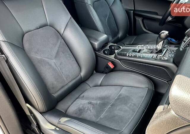 Порше Масан 2017 в Киеве на Automoto.ua Белый Порше Масан, объемом двигателя 1.98 л и пробегом 62 тыс. км за 31999 $, фото 13 на Automoto.ua