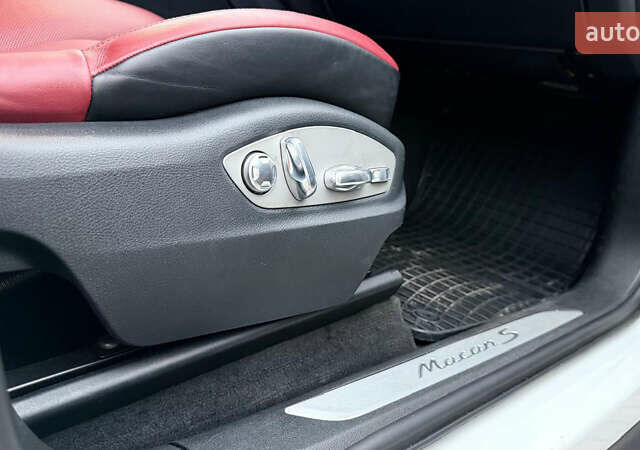 Белый Порше Масан, объемом двигателя 2.99 л и пробегом 47 тыс. км за 29500 $, фото 44 на Automoto.ua