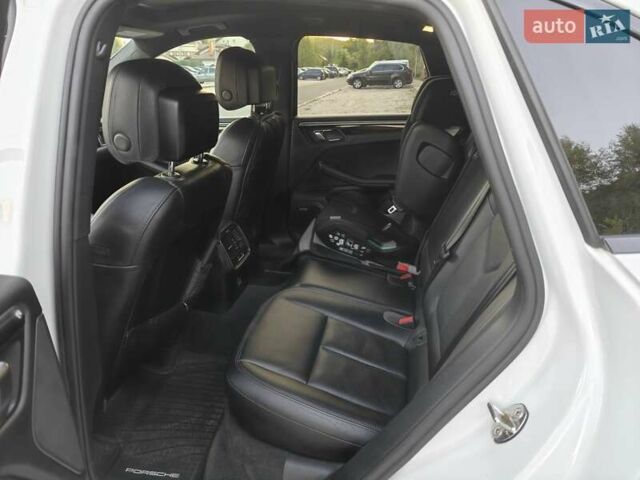 Білий Порше Масан, об'ємом двигуна 1.98 л та пробігом 78 тис. км за 30000 $, фото 10 на Automoto.ua