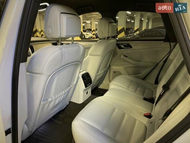 Белый Порше Масан, объемом двигателя 3 л и пробегом 36 тыс. км за 52500 $, фото 36 на Automoto.ua