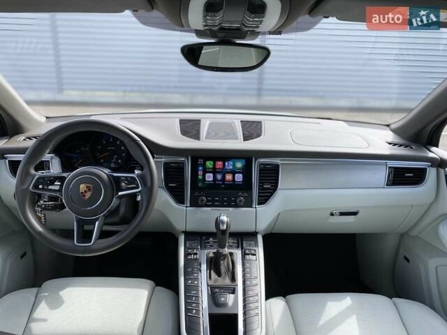 Белый Порше Масан, объемом двигателя 3 л и пробегом 32 тыс. км за 53000 $, фото 16 на Automoto.ua