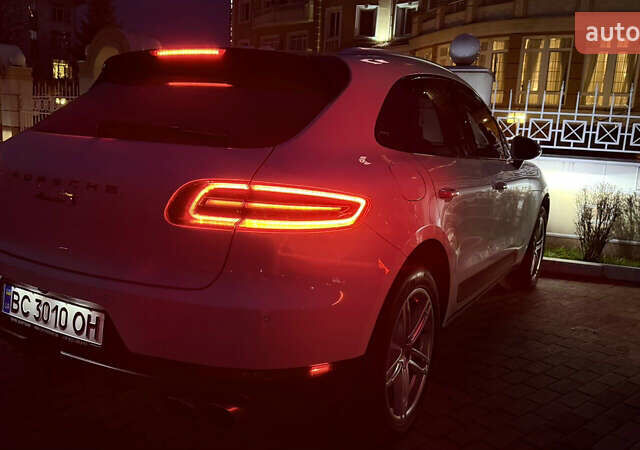 Белый Порше Масан, объемом двигателя 2.99 л и пробегом 47 тыс. км за 29500 $, фото 38 на Automoto.ua