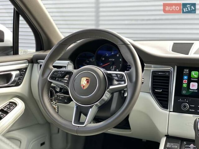 Белый Порше Масан, объемом двигателя 3 л и пробегом 32 тыс. км за 53000 $, фото 20 на Automoto.ua