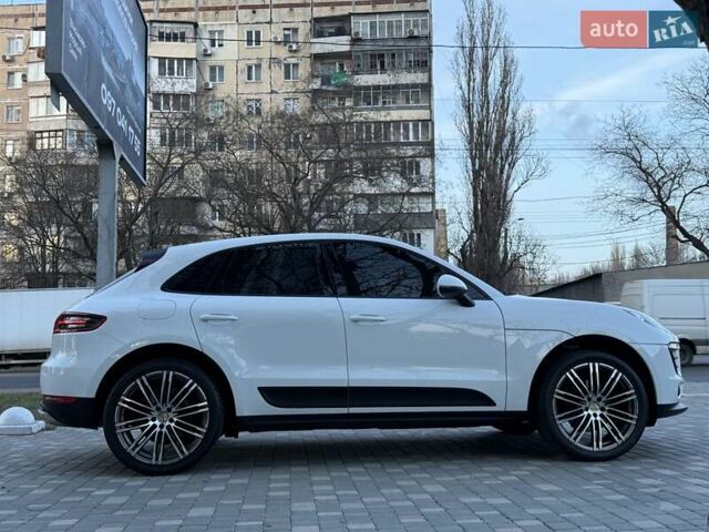 Белый Порше Масан, объемом двигателя 1.98 л и пробегом 134 тыс. км за 38900 $, фото 84 на Automoto.ua