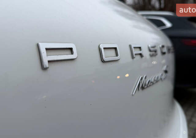 Белый Порше Масан, объемом двигателя 2.99 л и пробегом 47 тыс. км за 29500 $, фото 22 на Automoto.ua