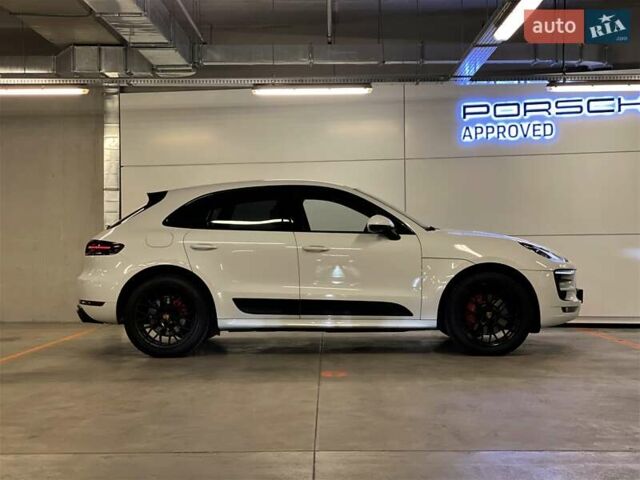 Белый Порше Масан, объемом двигателя 3 л и пробегом 36 тыс. км за 52500 $, фото 10 на Automoto.ua