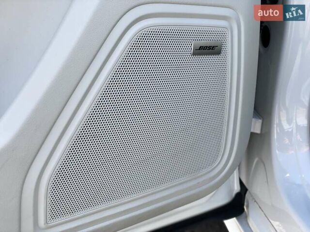 Белый Порше Масан, объемом двигателя 3 л и пробегом 32 тыс. км за 53000 $, фото 31 на Automoto.ua