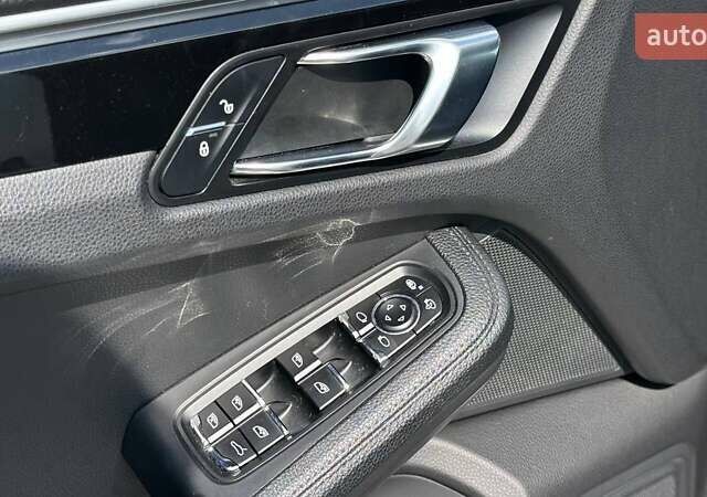 Порше Масан 2017 в Киеве на Automoto.ua Белый Порше Масан, объемом двигателя 1.98 л и пробегом 62 тыс. км за 31999 $, фото 17 на Automoto.ua