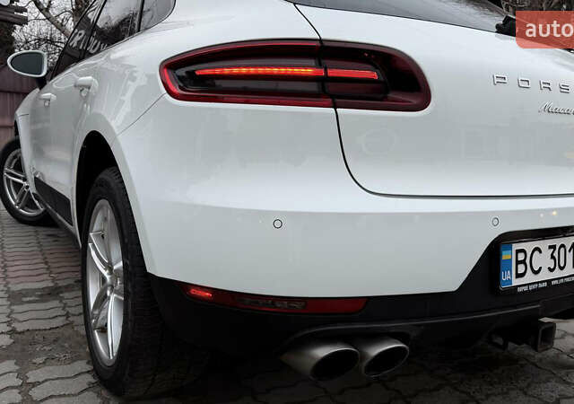 Белый Порше Масан, объемом двигателя 2.99 л и пробегом 47 тыс. км за 29500 $, фото 4 на Automoto.ua