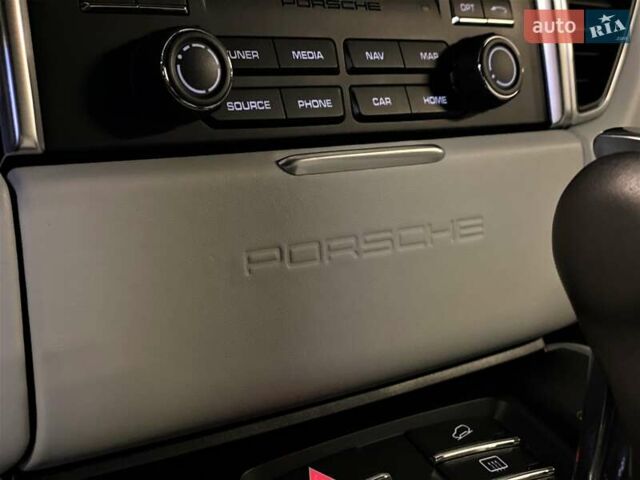 Белый Порше Масан, объемом двигателя 3 л и пробегом 36 тыс. км за 52500 $, фото 49 на Automoto.ua