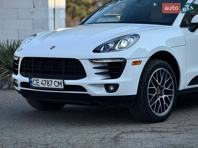 Белый Порше Масан, объемом двигателя 1.98 л и пробегом 110 тыс. км за 35000 $, фото 1 на Automoto.ua